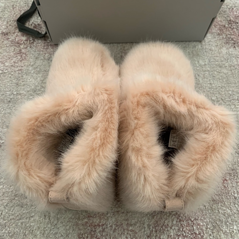 Ugg Slippers